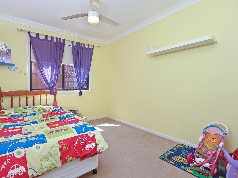 6 Sundown Lane, Forest Lake QLD 4078