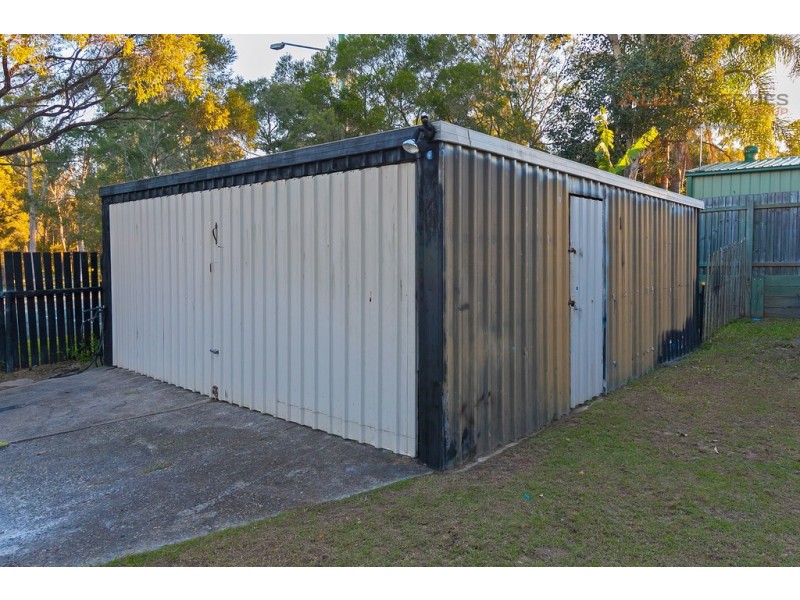 101 Vansittart Rd, Regents Park QLD 4118