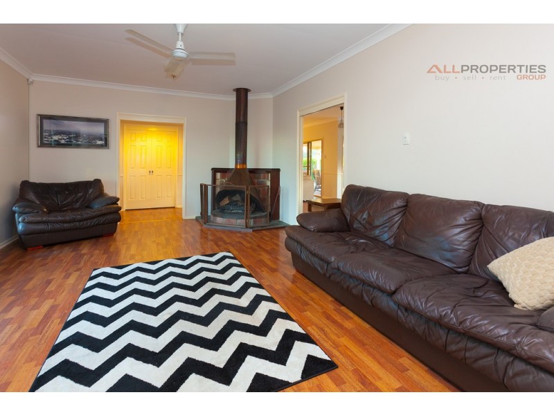 359 Equestrian Drive, New Beith QLD 4124