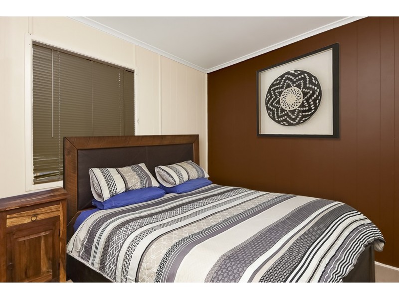 27 Wattle Street, Logan Central QLD 4114