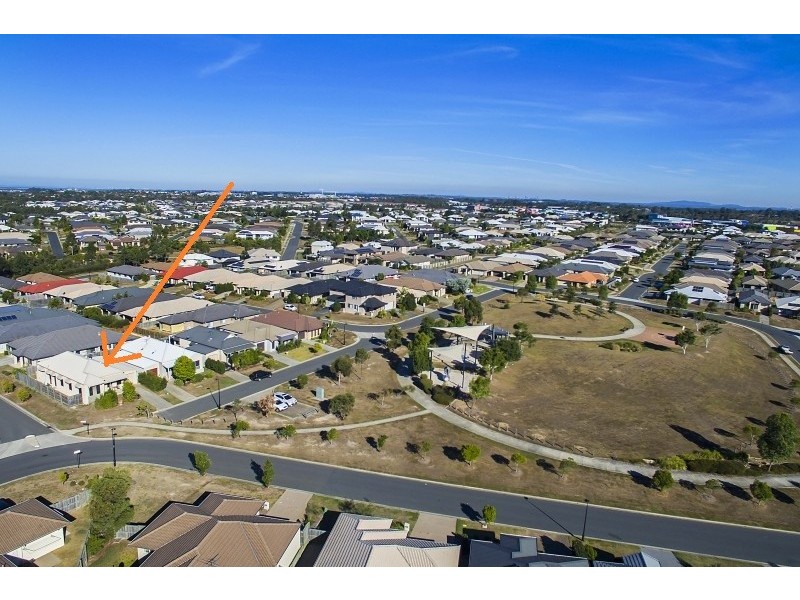 1 Wells Close, North Lakes QLD 4509