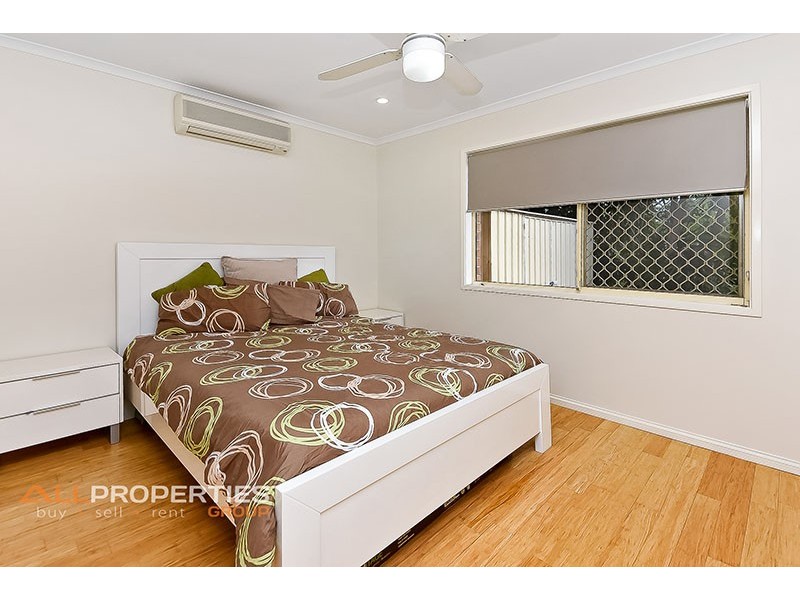6 Radiata Place, Forest Lake QLD 4078