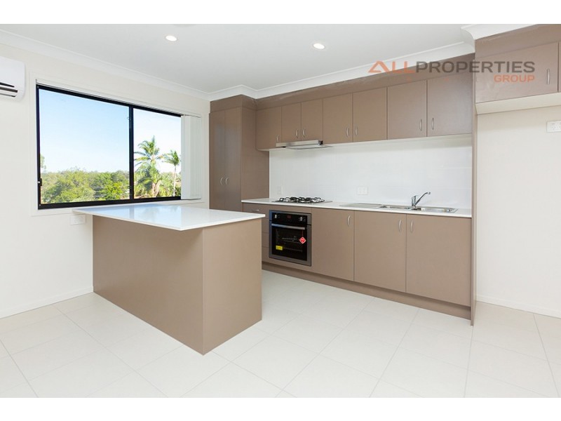 16a Chandon Street, Hillcrest QLD 4118