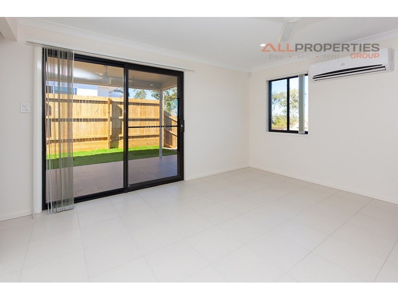 16a Chandon Street, Hillcrest QLD 4118