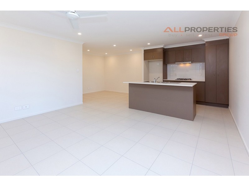 16B Chandon Street, Hillcrest QLD 4118
