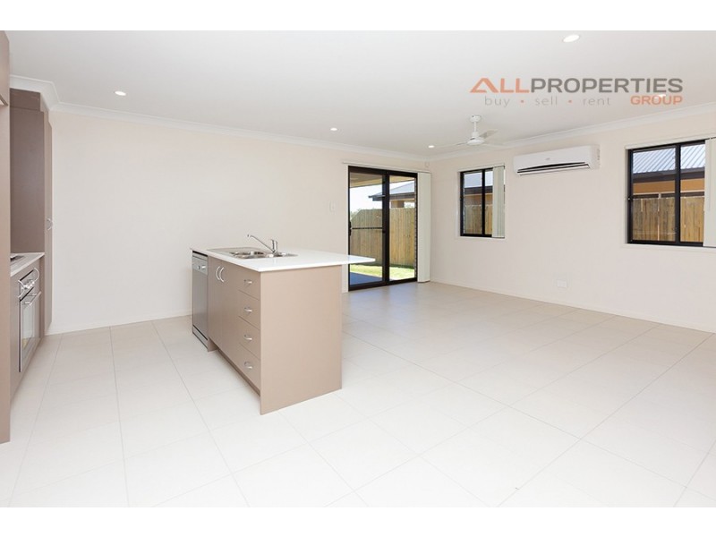 16B Chandon Street, Hillcrest QLD 4118