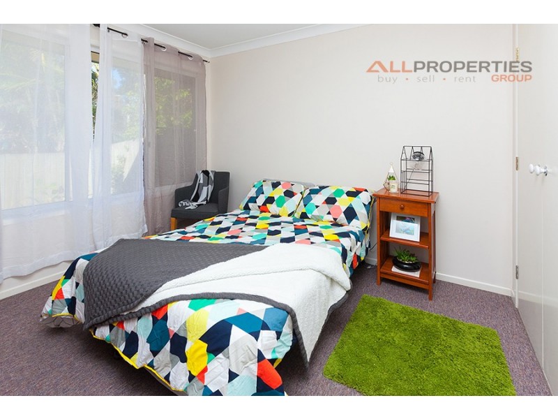 8 Heath Street, Forest Lake QLD 4078