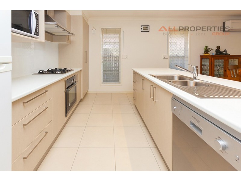 74 Armisfield Street, Doolandella QLD 4077