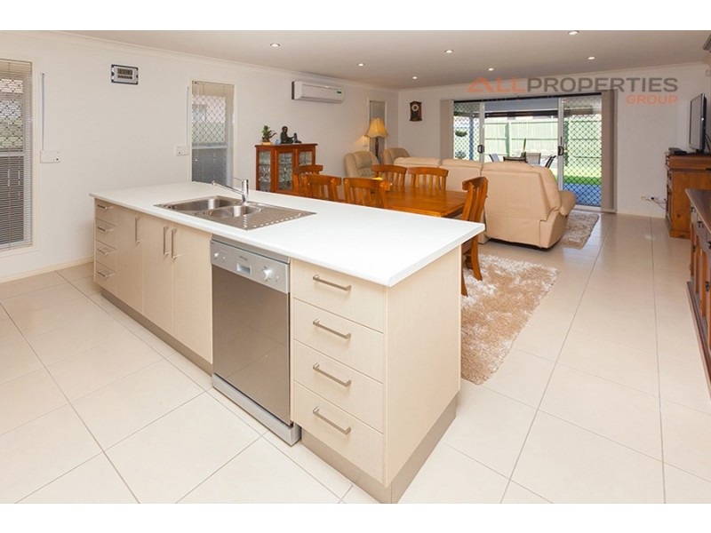 74 Armisfield Street, Doolandella QLD 4077
