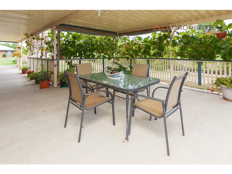 43 Hannant Rd, Kensington Grove QLD 4341