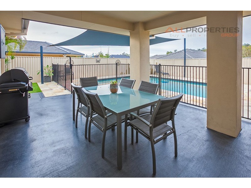 7 Roland Street, Parkinson QLD 4115