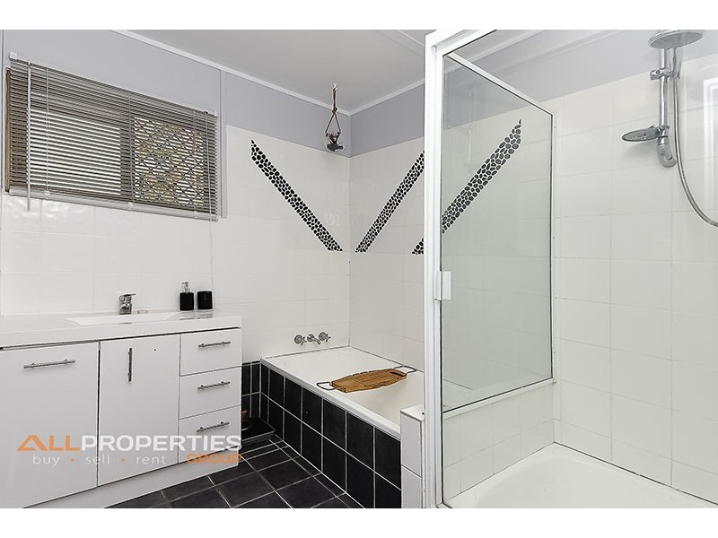 3 Bass Street, Boronia Heights QLD 4124