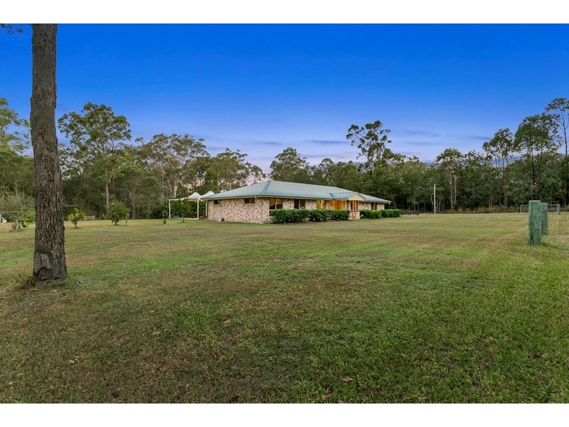 355 Park Ridge Road, Park Ridge QLD 4125