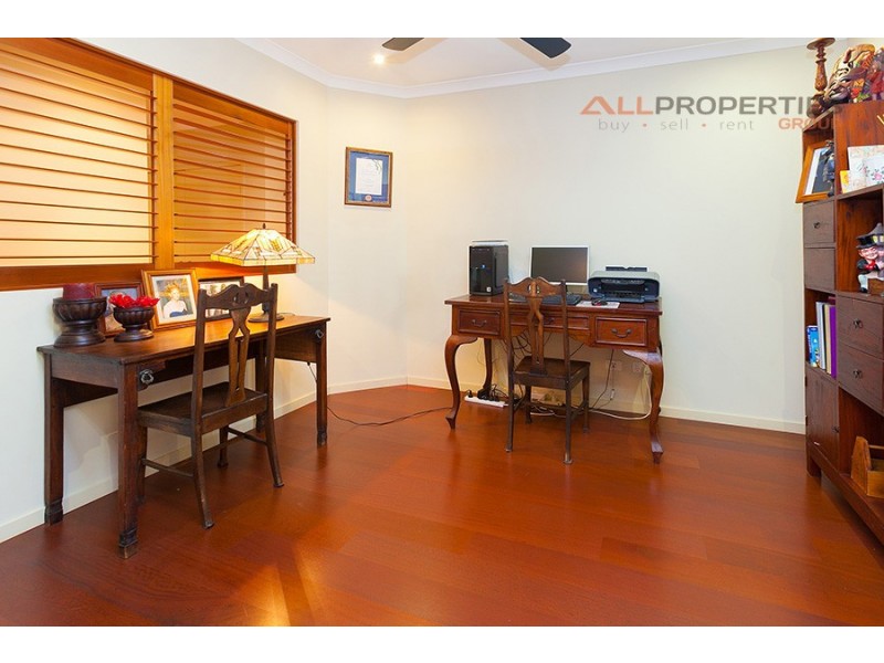 12 Samuel Street, Calamvale QLD 4116