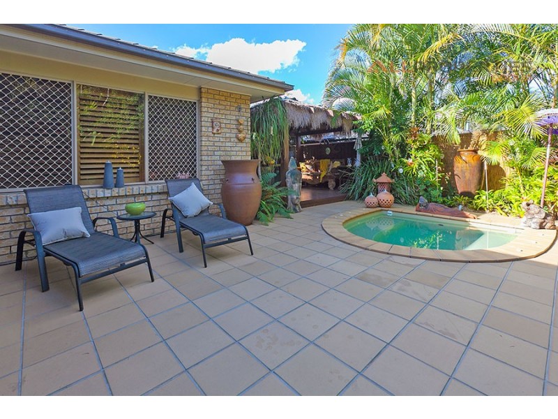 12 Samuel Street, Calamvale QLD 4116
