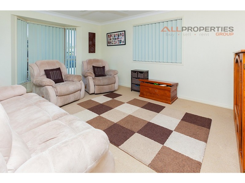 29 Jupiter Street, Springfield Lakes QLD 4300