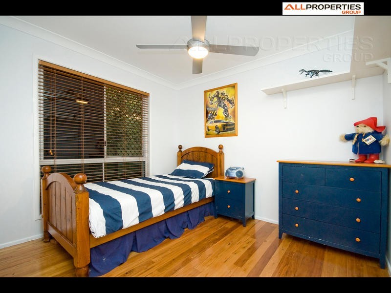 20 Booloumba Crescent, Forest Lake QLD 4078