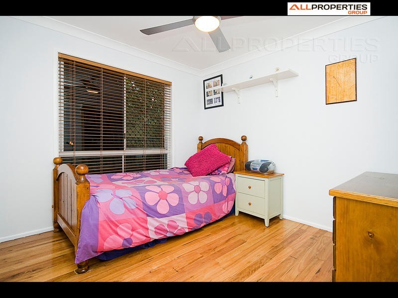 20 Booloumba Crescent, Forest Lake QLD 4078