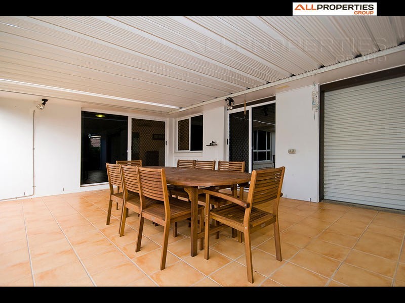 20 Booloumba Crescent, Forest Lake QLD 4078