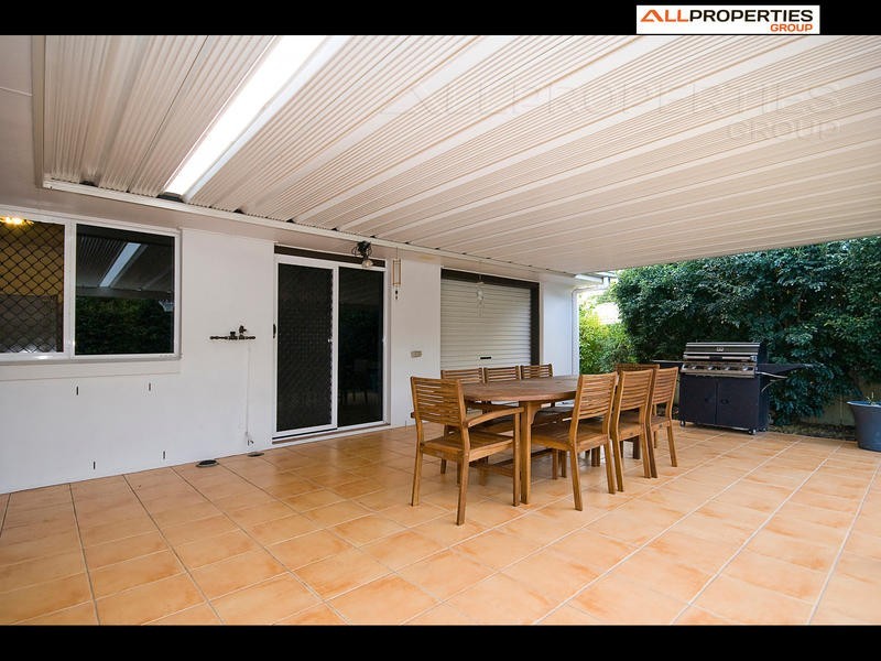 20 Booloumba Crescent, Forest Lake QLD 4078