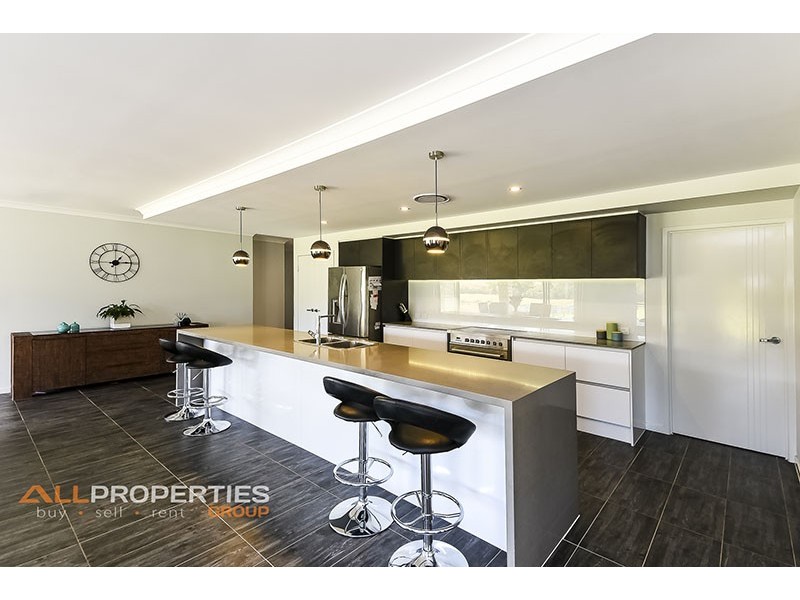 2 – 12 Canterbury Drive, Mundoolun QLD 4285
