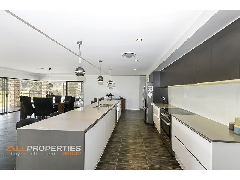 2 – 12 Canterbury Drive, Mundoolun QLD 4285
