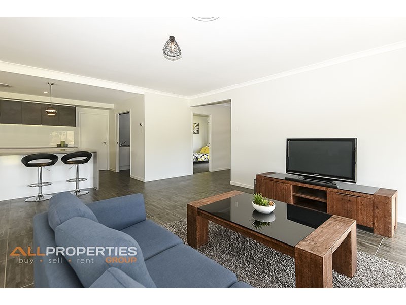 2 – 12 Canterbury Drive, Mundoolun QLD 4285