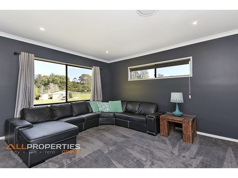 2 – 12 Canterbury Drive, Mundoolun QLD 4285