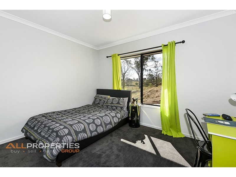 2 – 12 Canterbury Drive, Mundoolun QLD 4285