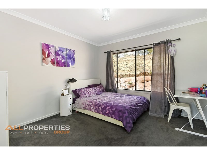 2 – 12 Canterbury Drive, Mundoolun QLD 4285