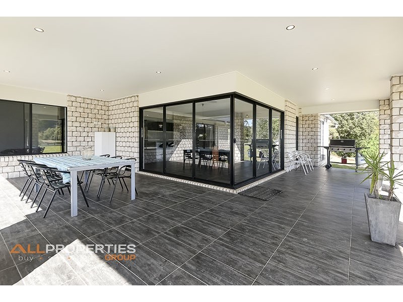 2 – 12 Canterbury Drive, Mundoolun QLD 4285