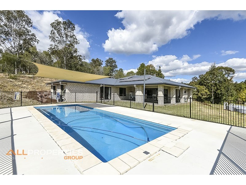2 – 12 Canterbury Drive, Mundoolun QLD 4285