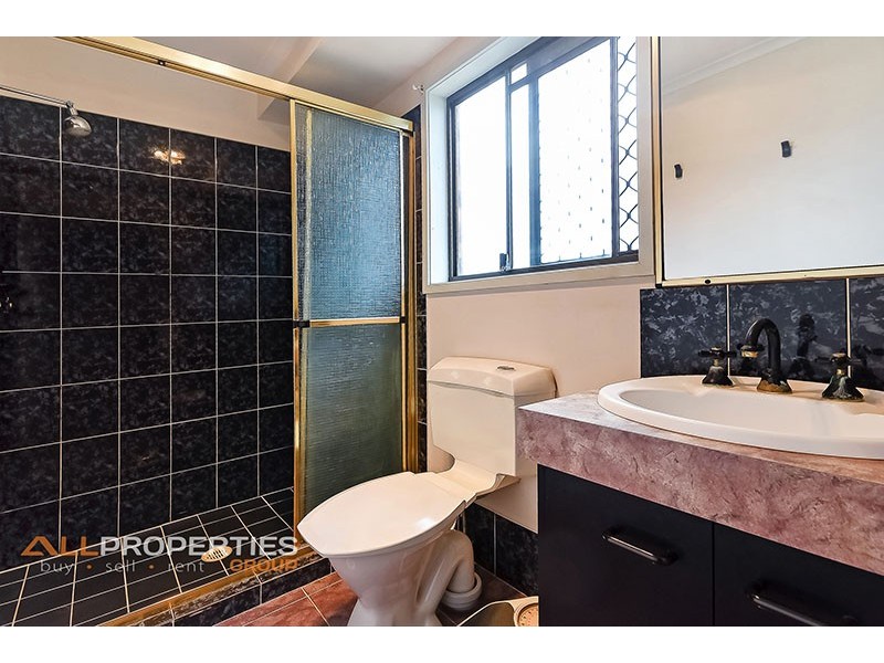 20 GUMVIEW CLOSE, Regents Park QLD 4118