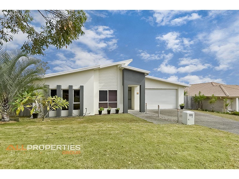 13 Bellthorpe Cres, Waterford QLD 4133