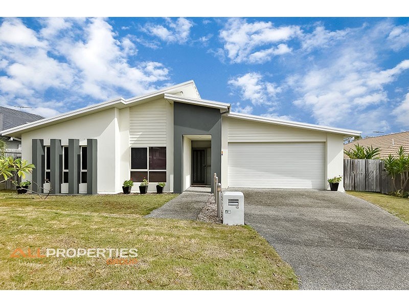 13 Bellthorpe Cres, Waterford QLD 4133