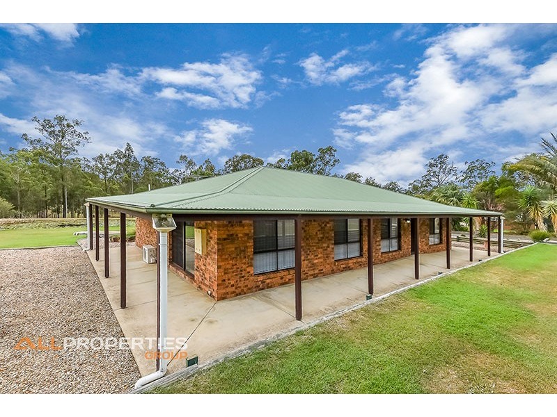 35 Bushman Dr, Jimboomba QLD 4280