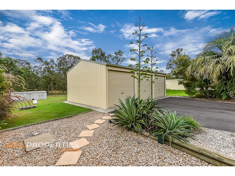 35 Bushman Dr, Jimboomba QLD 4280
