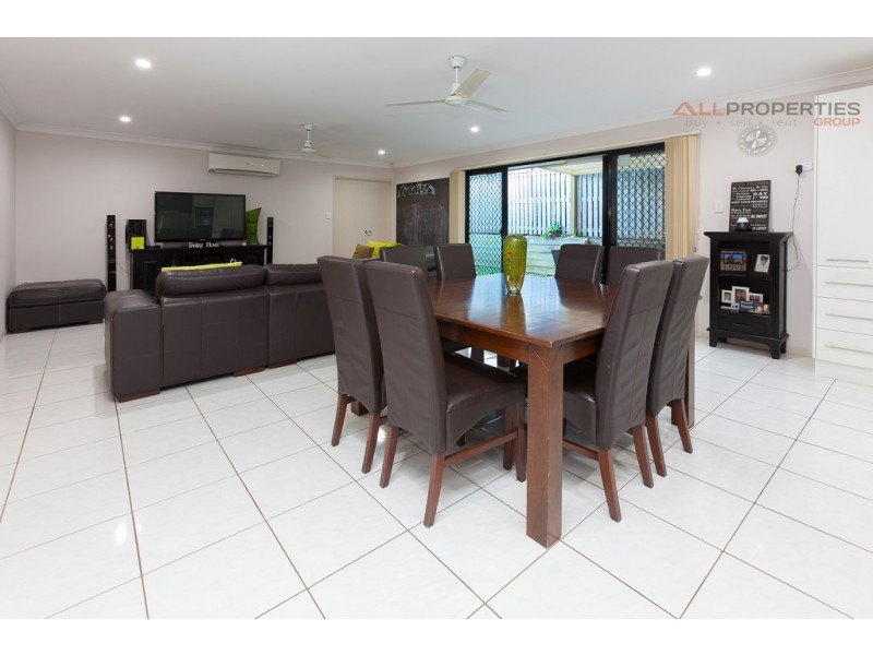 28 Vincent St, Calamvale QLD 4116