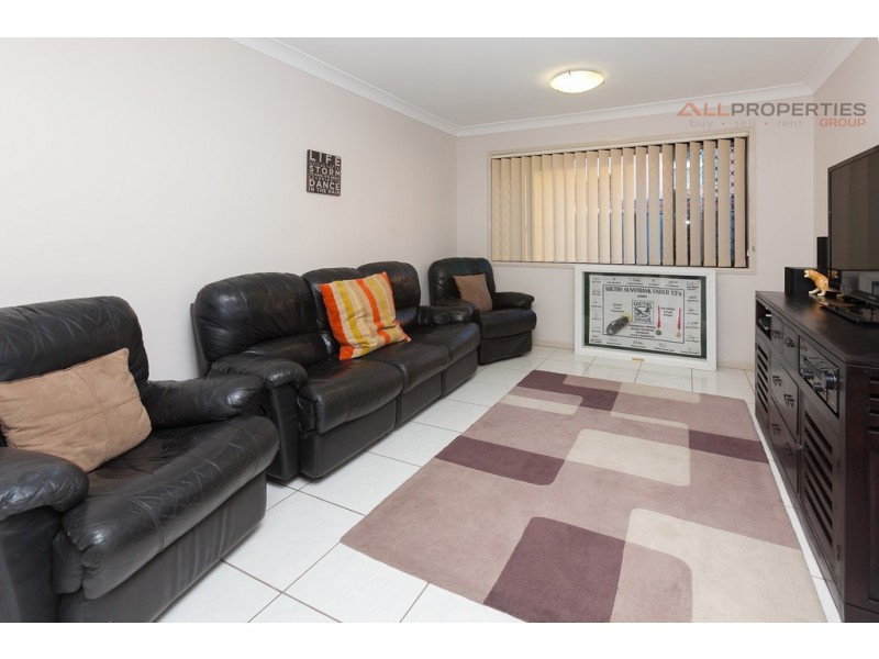 28 Vincent St, Calamvale QLD 4116