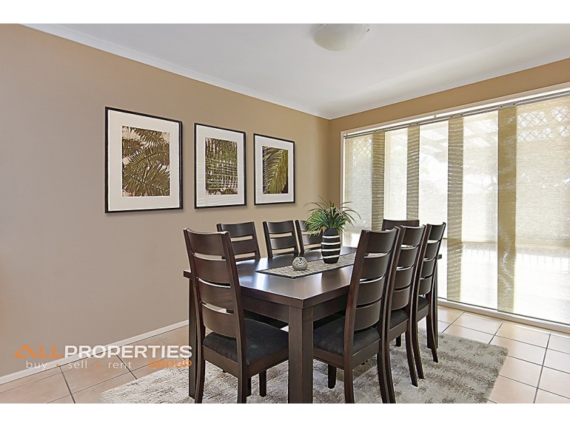 11 Inverary Place, Parkinson QLD 4115