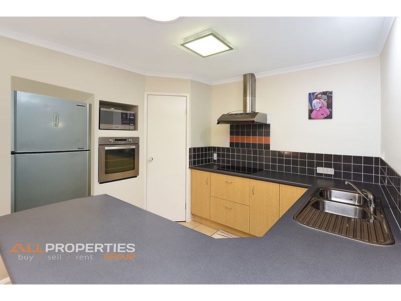 11 Inverary Place, Parkinson QLD 4115