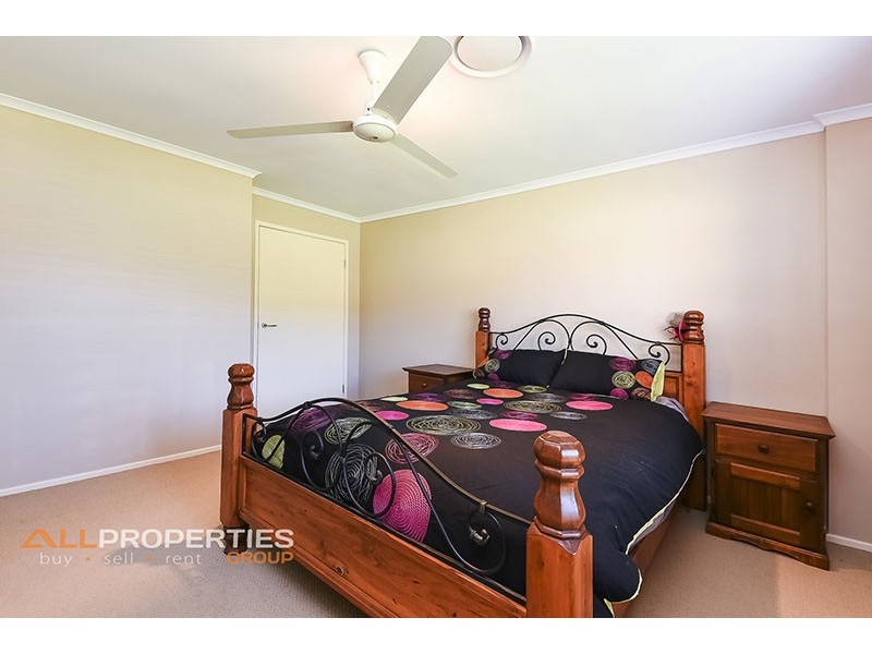 11 Inverary Place, Parkinson QLD 4115