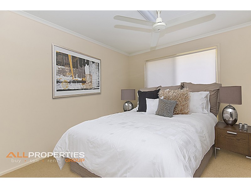 11 Inverary Place, Parkinson QLD 4115