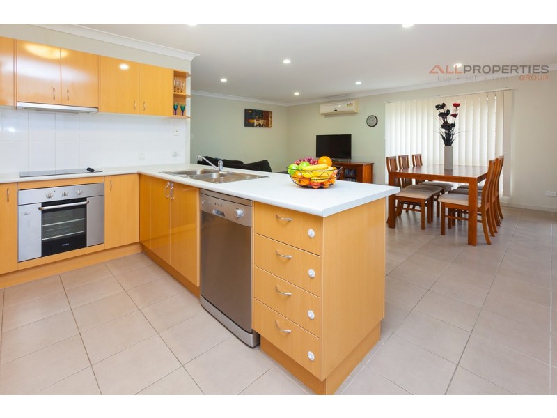 36 Barcombe Drive, Marsden QLD 4132