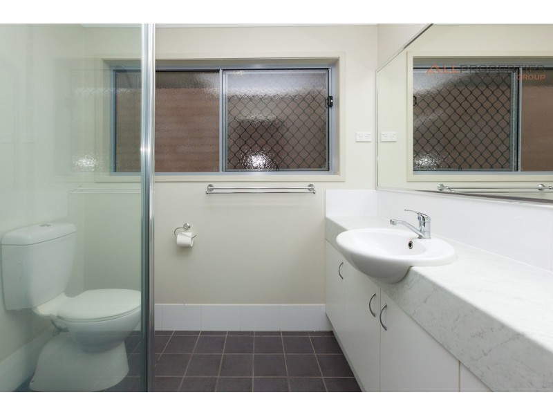 36 Barcombe Drive, Marsden QLD 4132