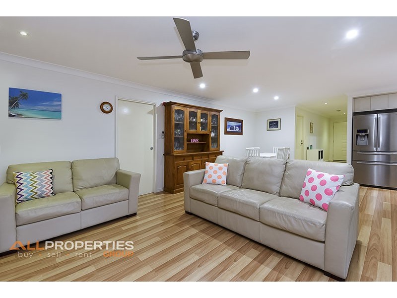 3 Knightsbridge Street, Oxley QLD 4075