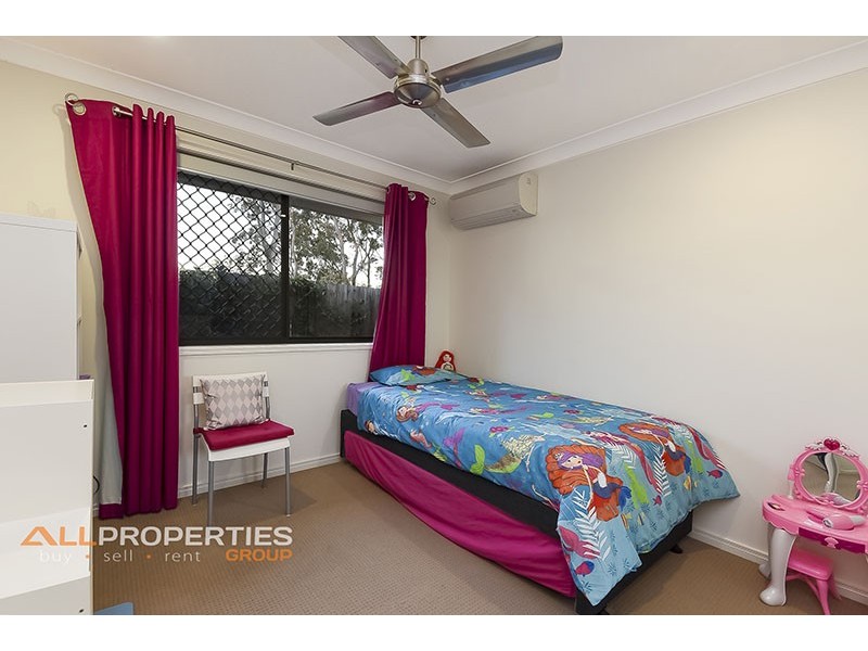 3 Knightsbridge Street, Oxley QLD 4075