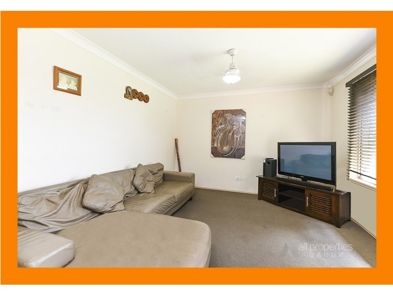 29 Solandra Circuit, Regents Park QLD 4118