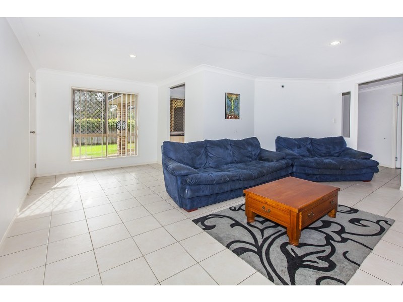 40 Broadleaf Parade, Redbank QLD 4301