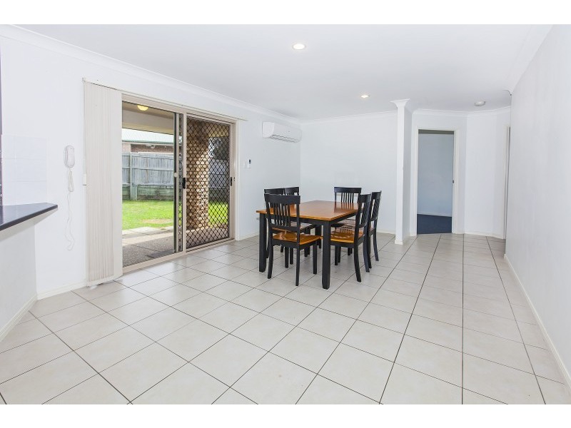 40 Broadleaf Parade, Redbank QLD 4301